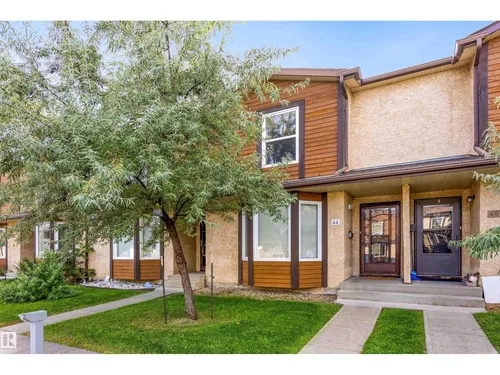 #44 10205 158 AV NW