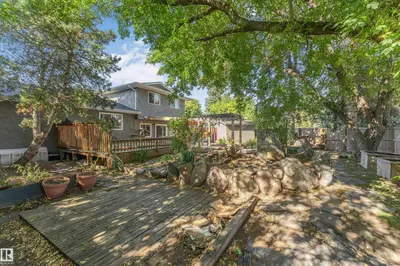 Photo 3 of 11208 163A AV NW
