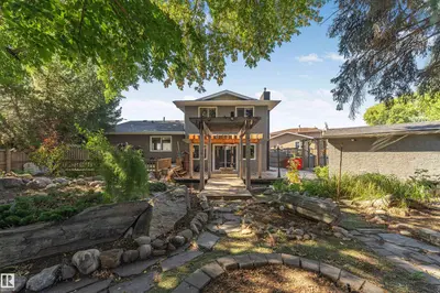 Photo 2 of 11208 163A AV NW