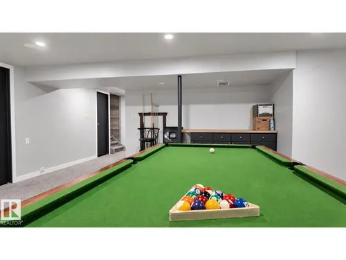 16608 109 ST NW