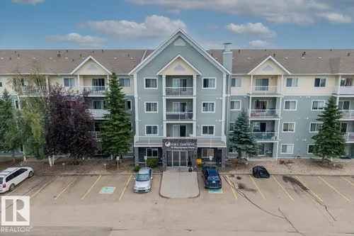#126 70 WOODSMERE CL