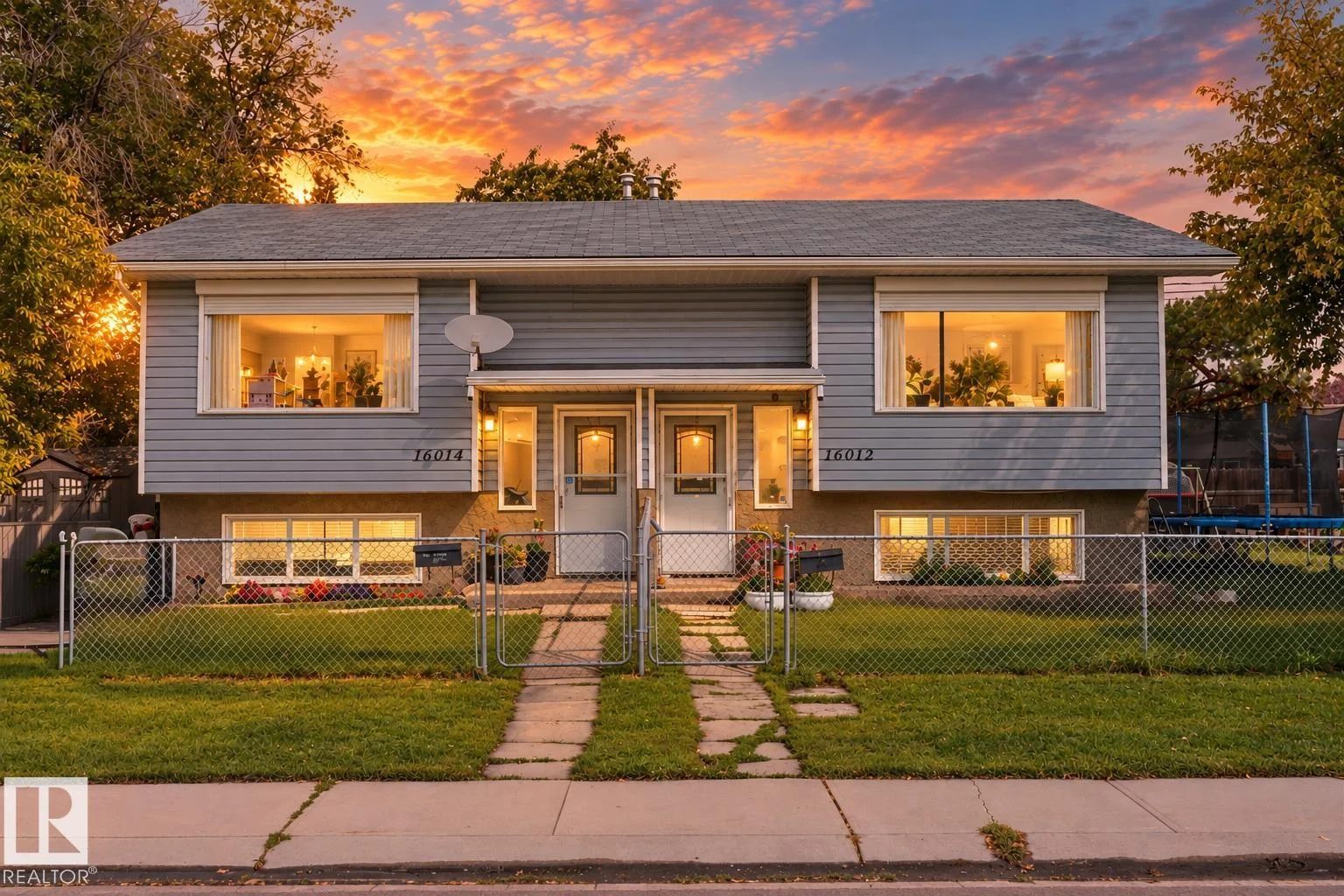 16012 98 AV NW, Edmonton