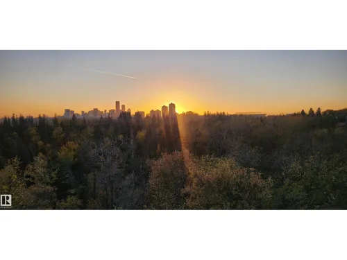 10870 75 ST NW