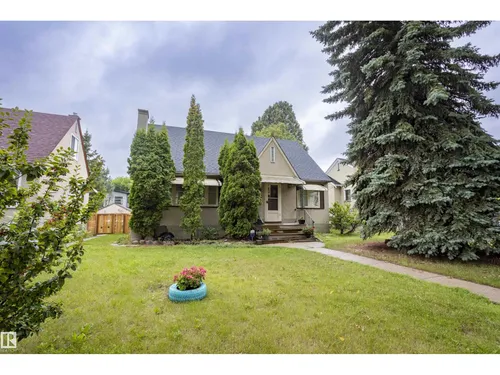 10880 73 ST NW