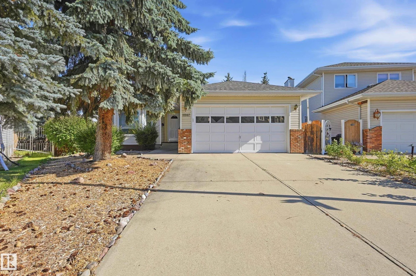 11102 11A AV NW, Edmonton