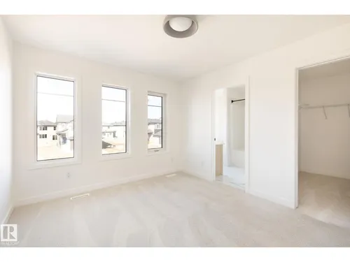 2619 62 ST SW
