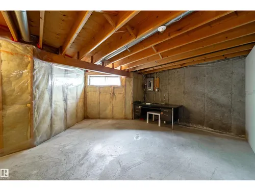 #15 603 YOUVILLE DR E NW