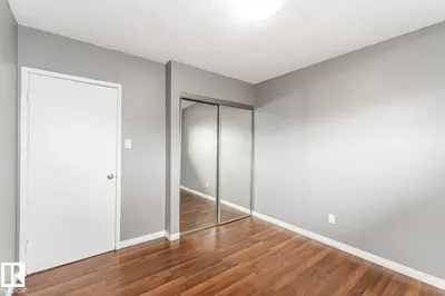 Photo 3 of 10551 53 AV NW NW