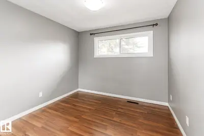 Photo 2 of 10551 53 AV NW NW