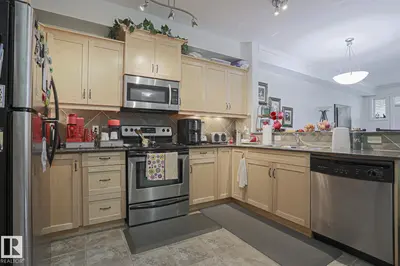 Photo 2 of #319 12408 15 AV SW SW
