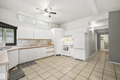 Photo 3 of 106 52502 RGE ROAD 25