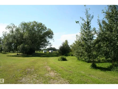 #109A 52312 Range Road 223