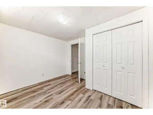 13428 82 ST NW