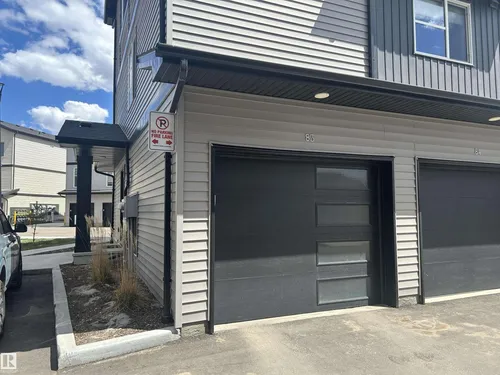 #83 1203 163 ST SW