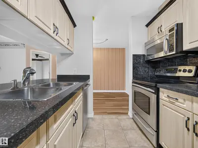 Photo 2 of #437 16311 95 ST NW