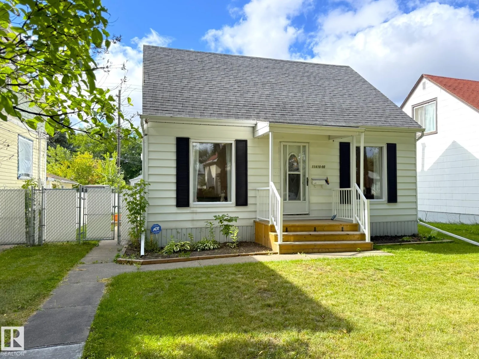 11416 90 ST NW, Edmonton