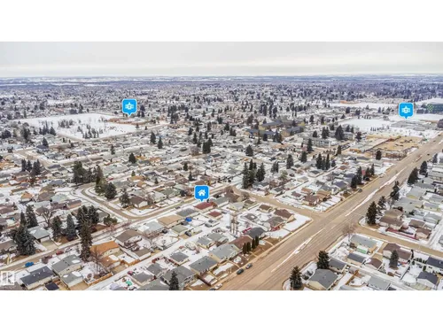 7911 145 AV NW NW