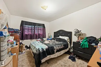 Photo 2 of 11622 133 ST NW