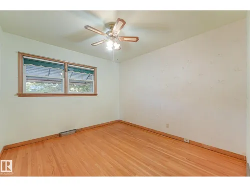 11507 135 ST NW