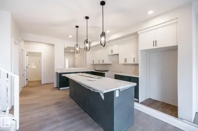 Photo 1 of 2358 MUCKLEPLUM WY SW
