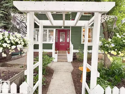 Photo 1 of 9330 107 AV NW