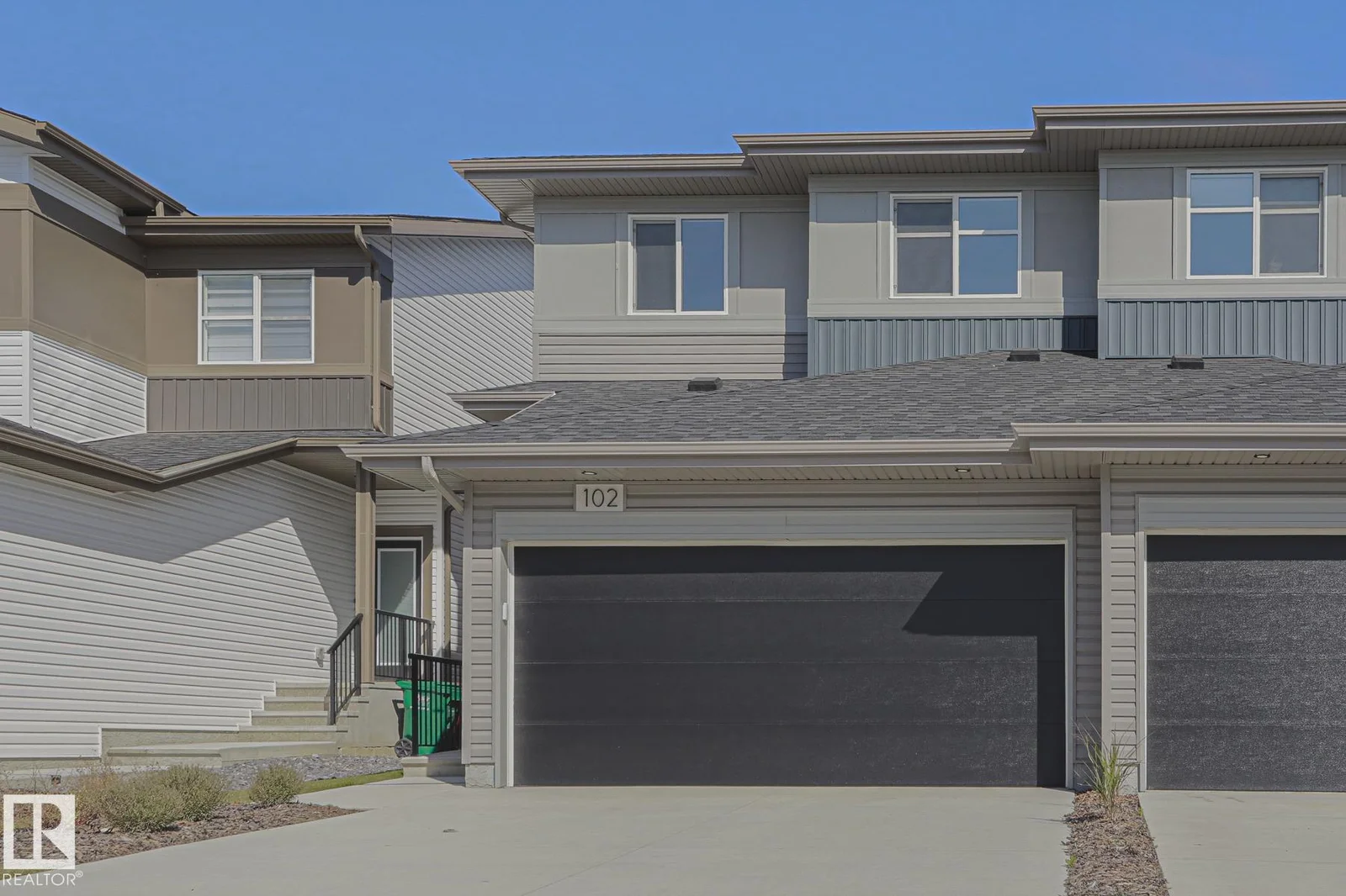 102 ROYAL ST, St. Albert