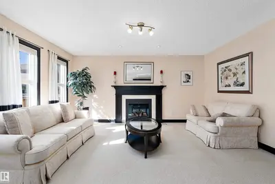 Photo 1 of 11515 16 AV SW