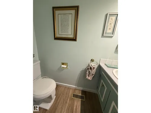 18525 66 AV NW