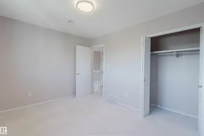 Photo 3 of 11526 9 AV NW