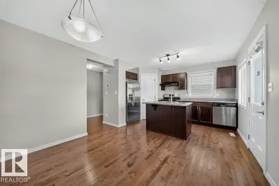 Photo 2 of 2926 21A AV NW