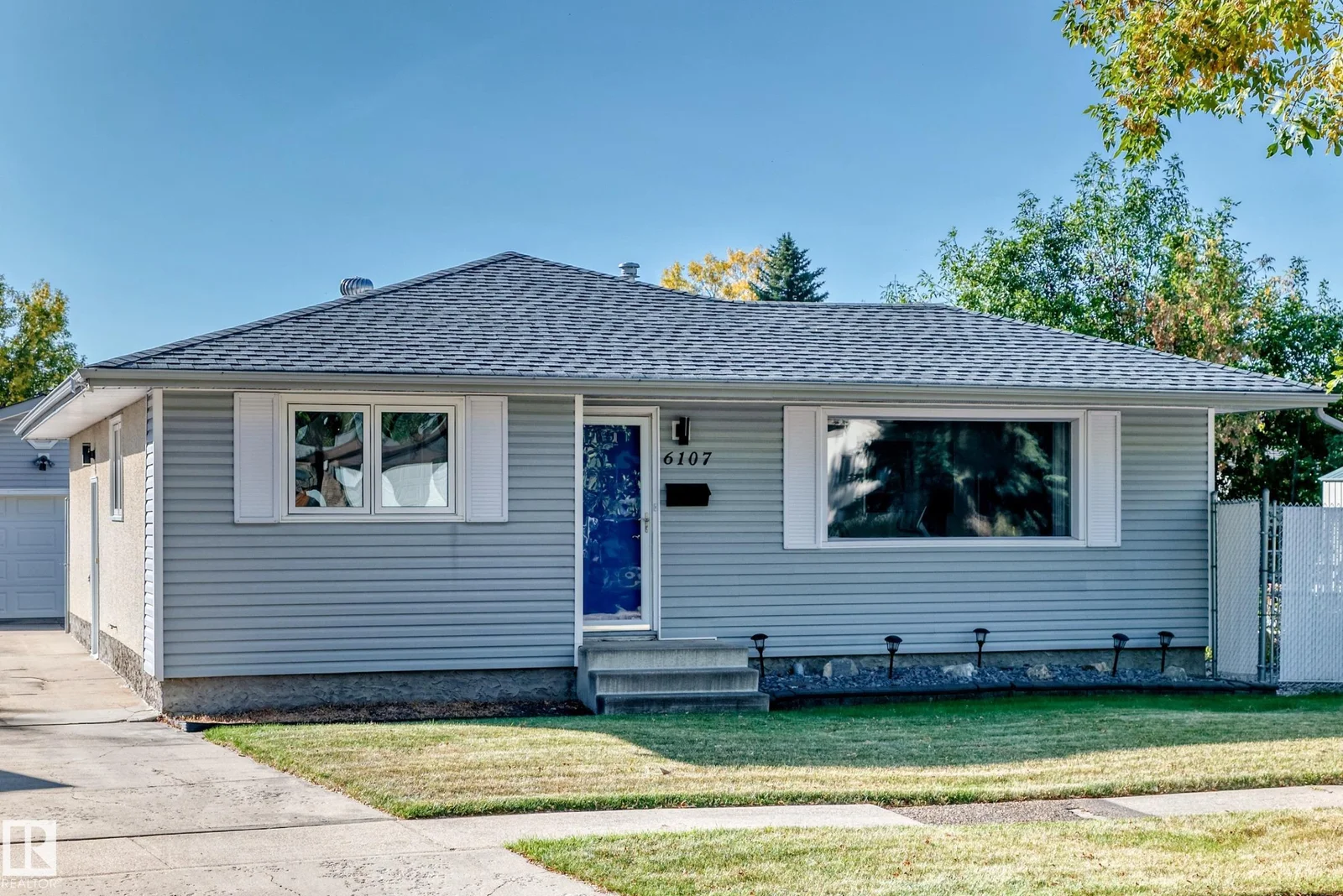 6107 146 AV NW, Edmonton