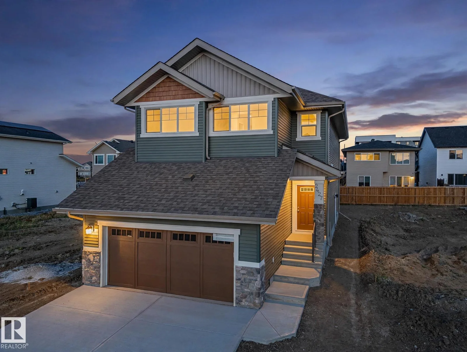 2427 206 ST NW, Edmonton