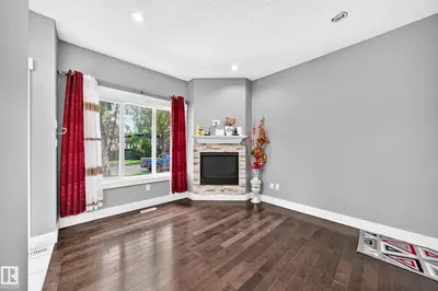 Photo 2 of 12730 118 ST NW