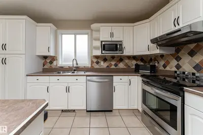 Photo 4 of 55 CATALINA DR