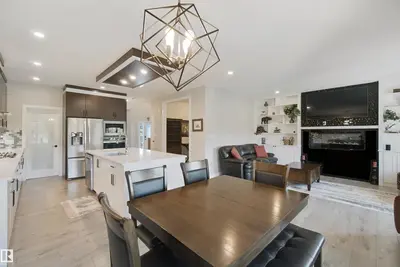 Photo 3 of 3895 ROBINS CR NW