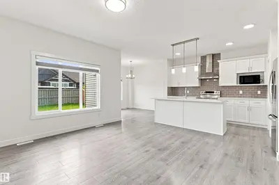 Photo 3 of 22019 82 AV NW