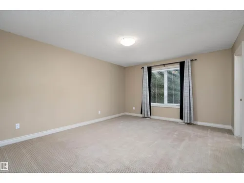 11203 72 AV NW