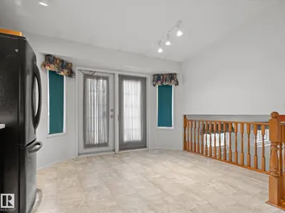 Photo 4 of 12840 147 AV NW