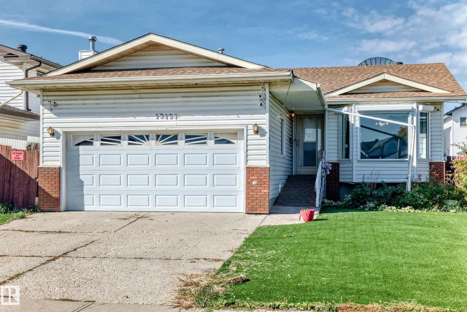 12424 46 ST NW NW, Edmonton