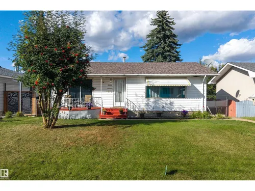 3526 122 AV NW
