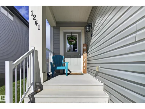 1241 MCCONACHIE BV NW