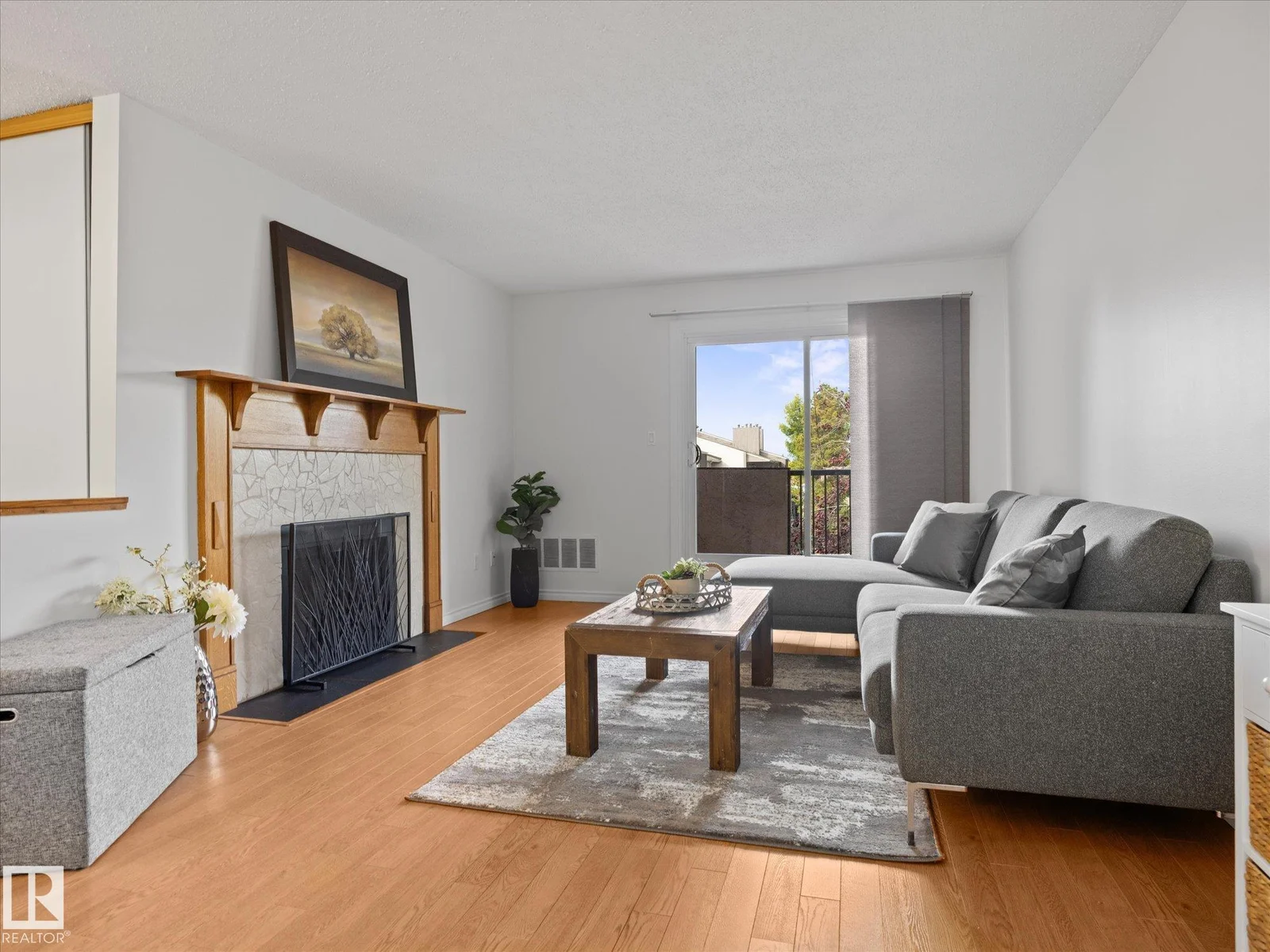 #301 55 AKINS DR NW, St. Albert
