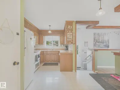 Photo 3 of 11514 138 AV NW