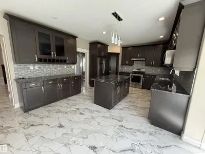 Photo 4 of 1721 ADAMSON CR SW