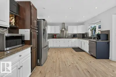 Photo 4 of 12 GREENRIDGE DR