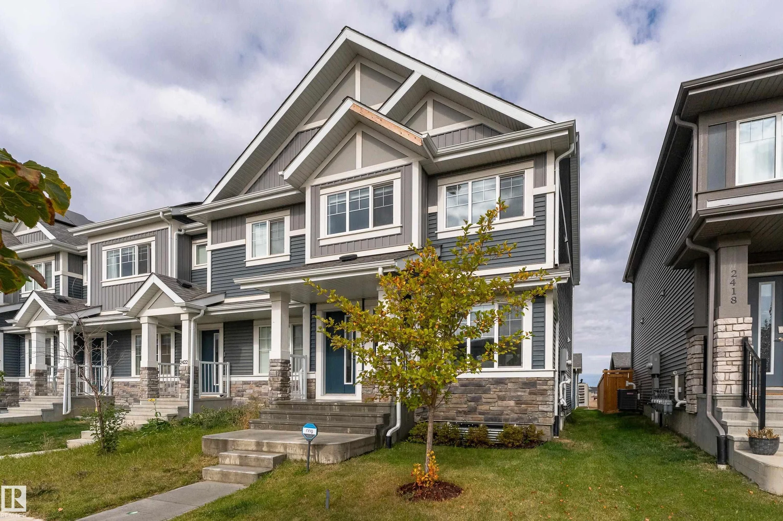 2420 TRUMPETER WY NW, Edmonton