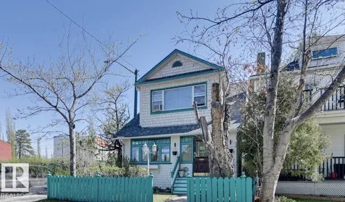 10649 125 ST NW