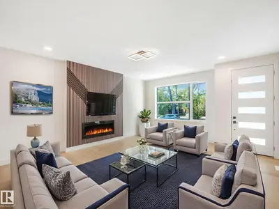 Photo 2 of 10963 129 ST NW