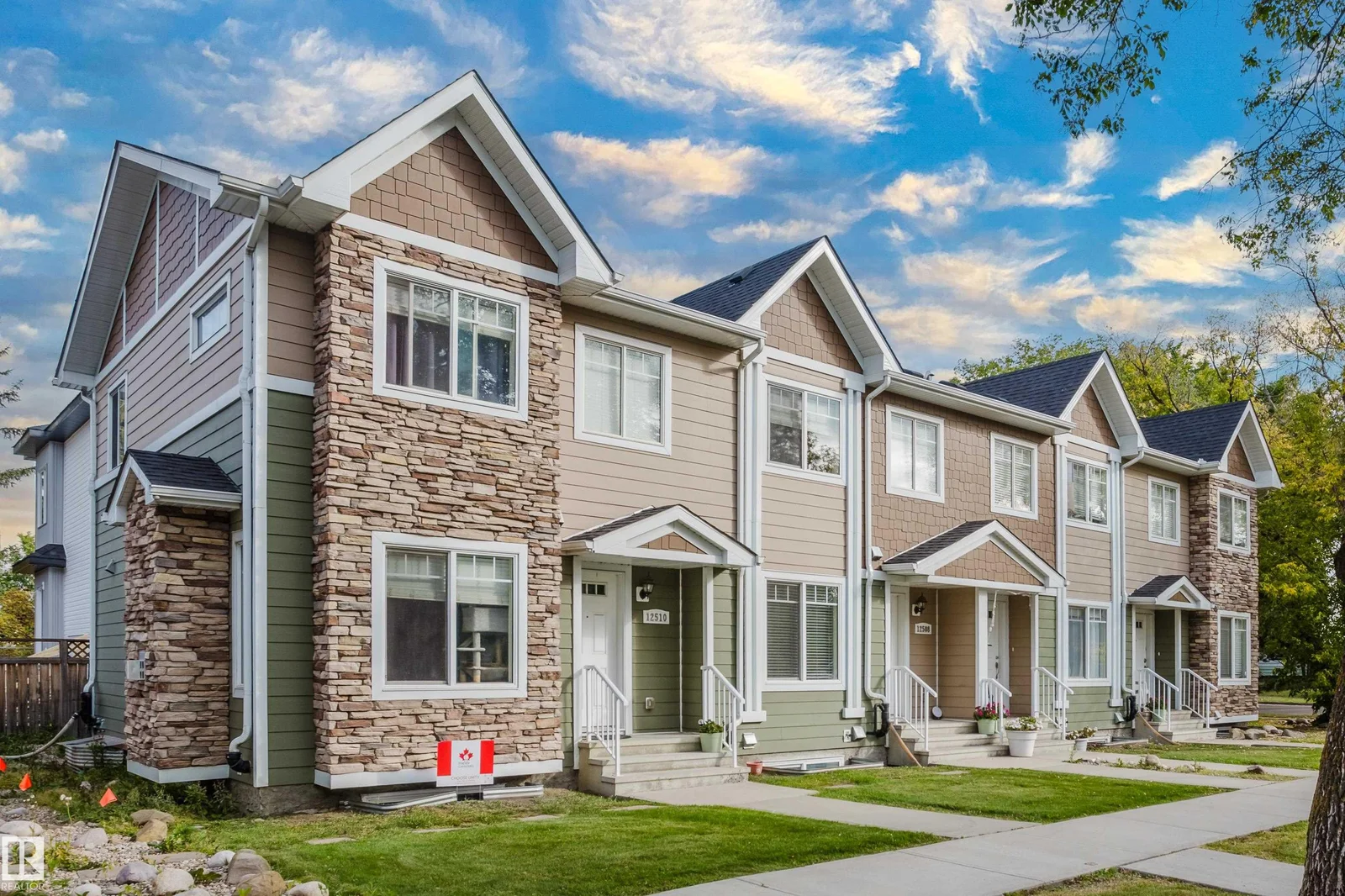 12504-12510 119 AV NW, Edmonton