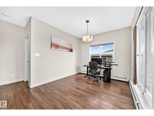 #401 504 Griesbach PR NW